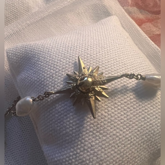 Dior REVE D'INFINI Star Bracelet Gold Plated artificial pearl White EUC w/dustie - Picture 1 of 8